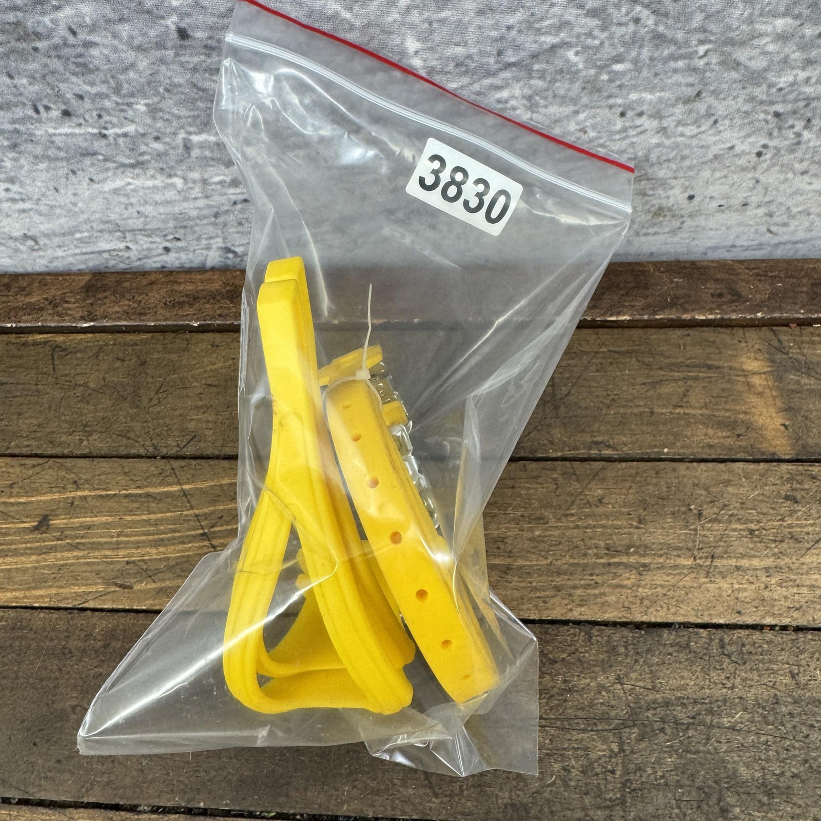 Vintage CatEye Toe Clips Straps Pair Yellow NOS 95g Road Mountain Bike Japan