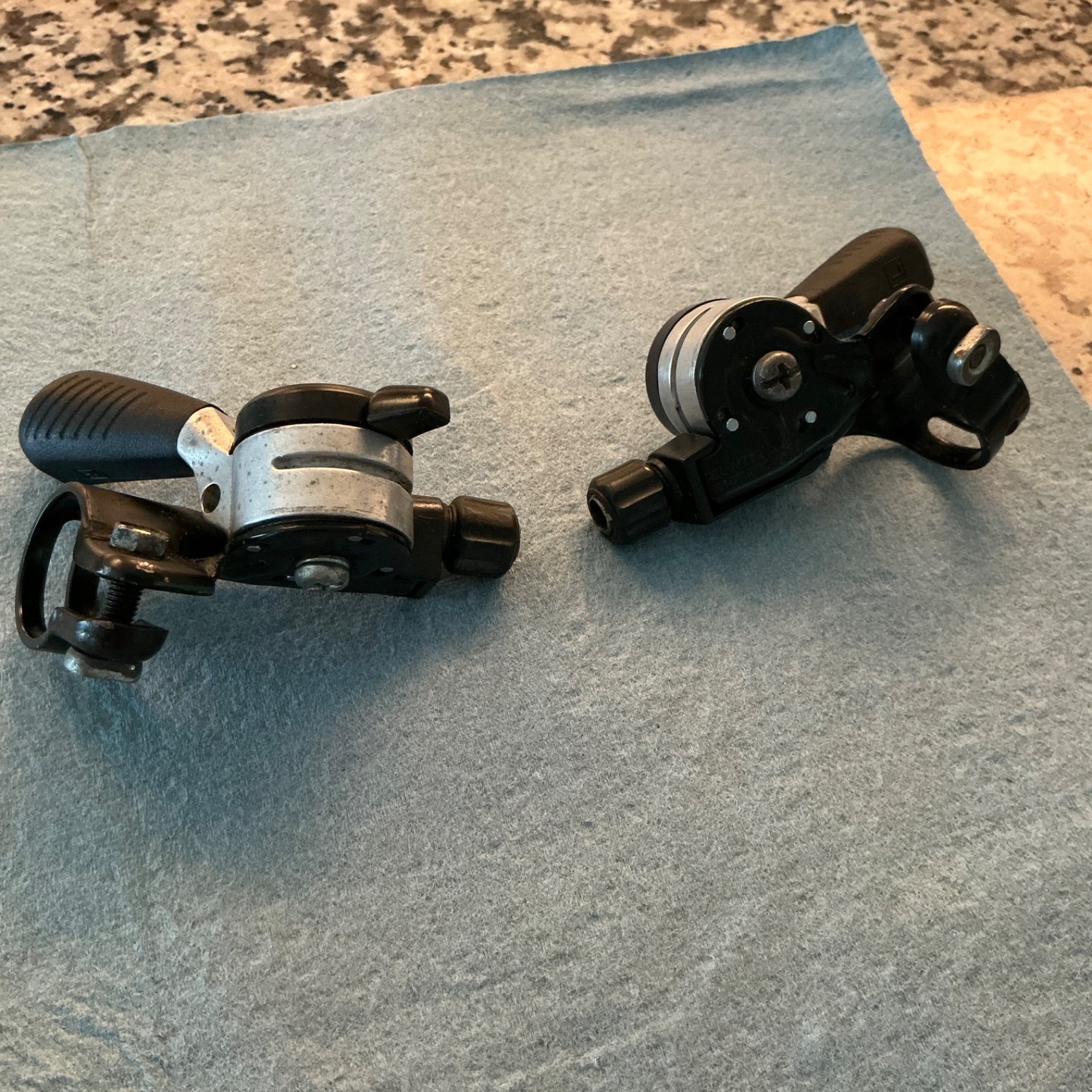 Vintage Shimano Deore SIS Thumb Shifter Set SL-MT62 7 Speed Pair MTB