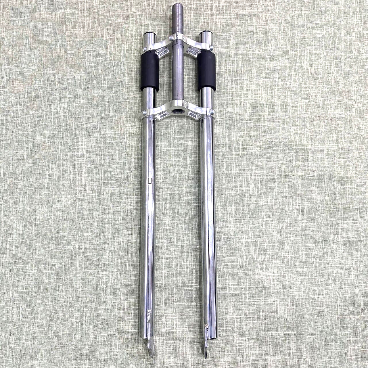 26 inch x 1″ Threaded Triple Tree Non-Suspension Bike Fork-Gas Motorized Bicycle