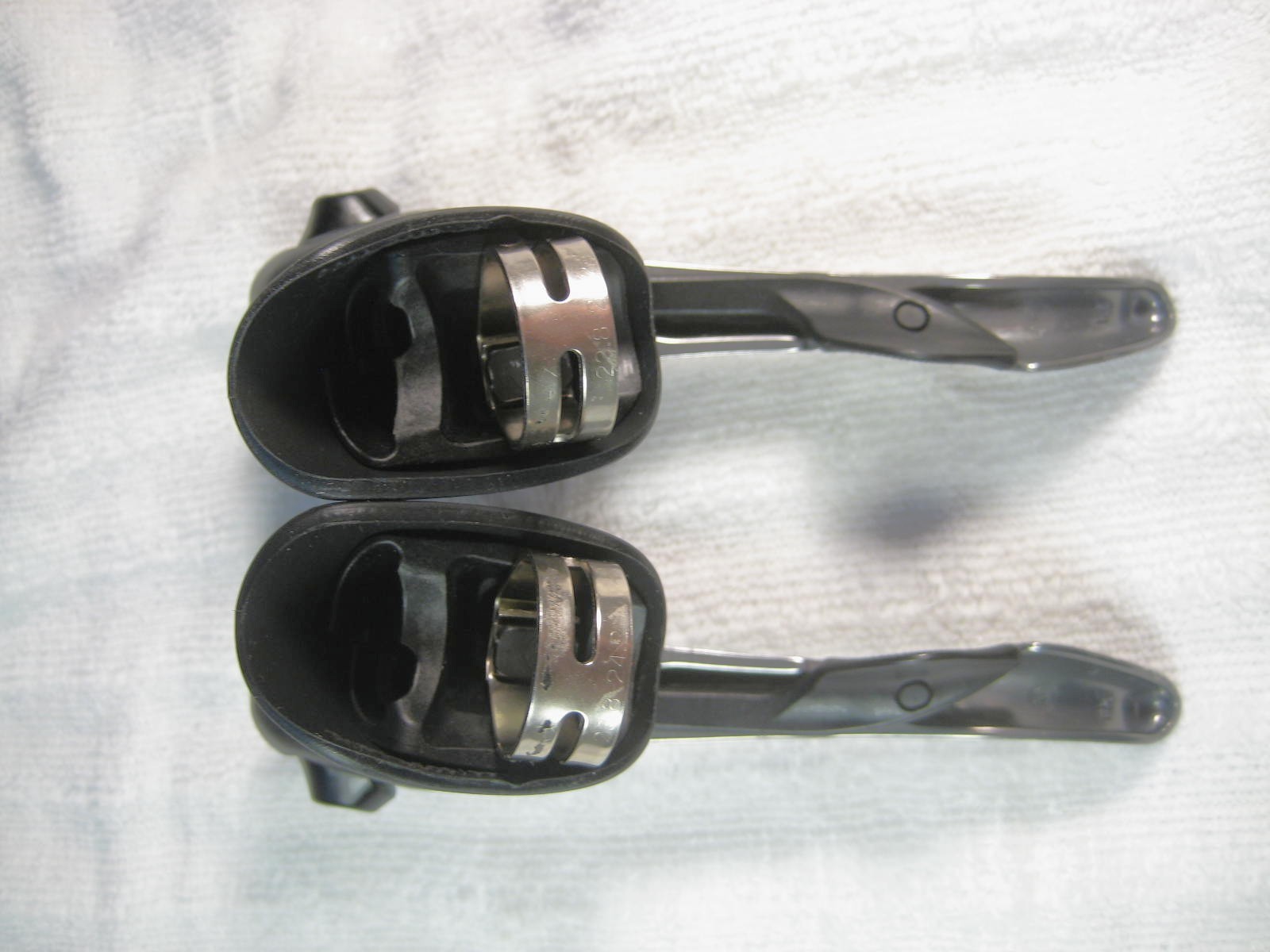 Shimano 105 Brake Shift Levers ST-5600 STI 3 x 10 speed Road Bike