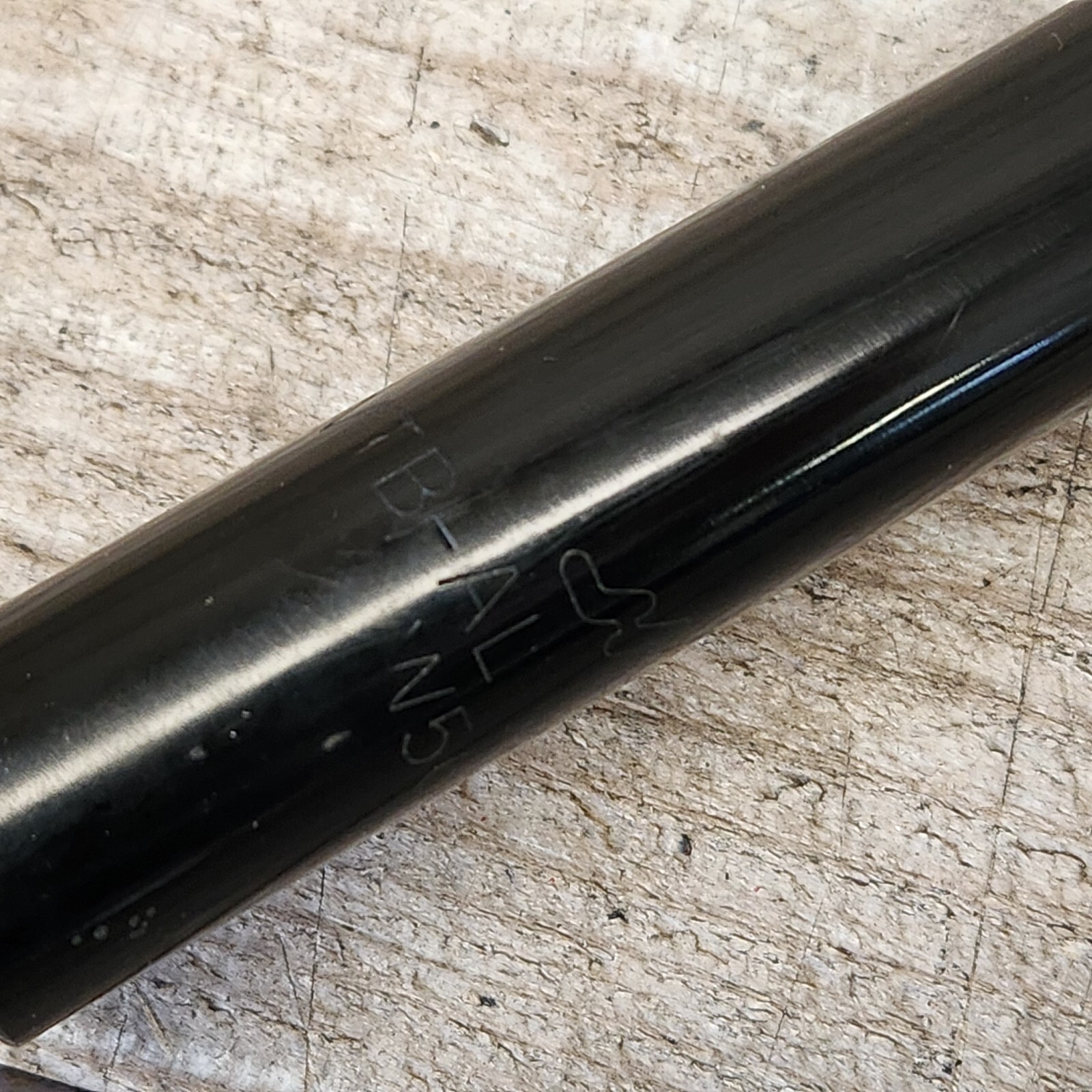 NL Black Alloy Flat MTB Handlebar 570mm x 25.4mm Mountain Bike