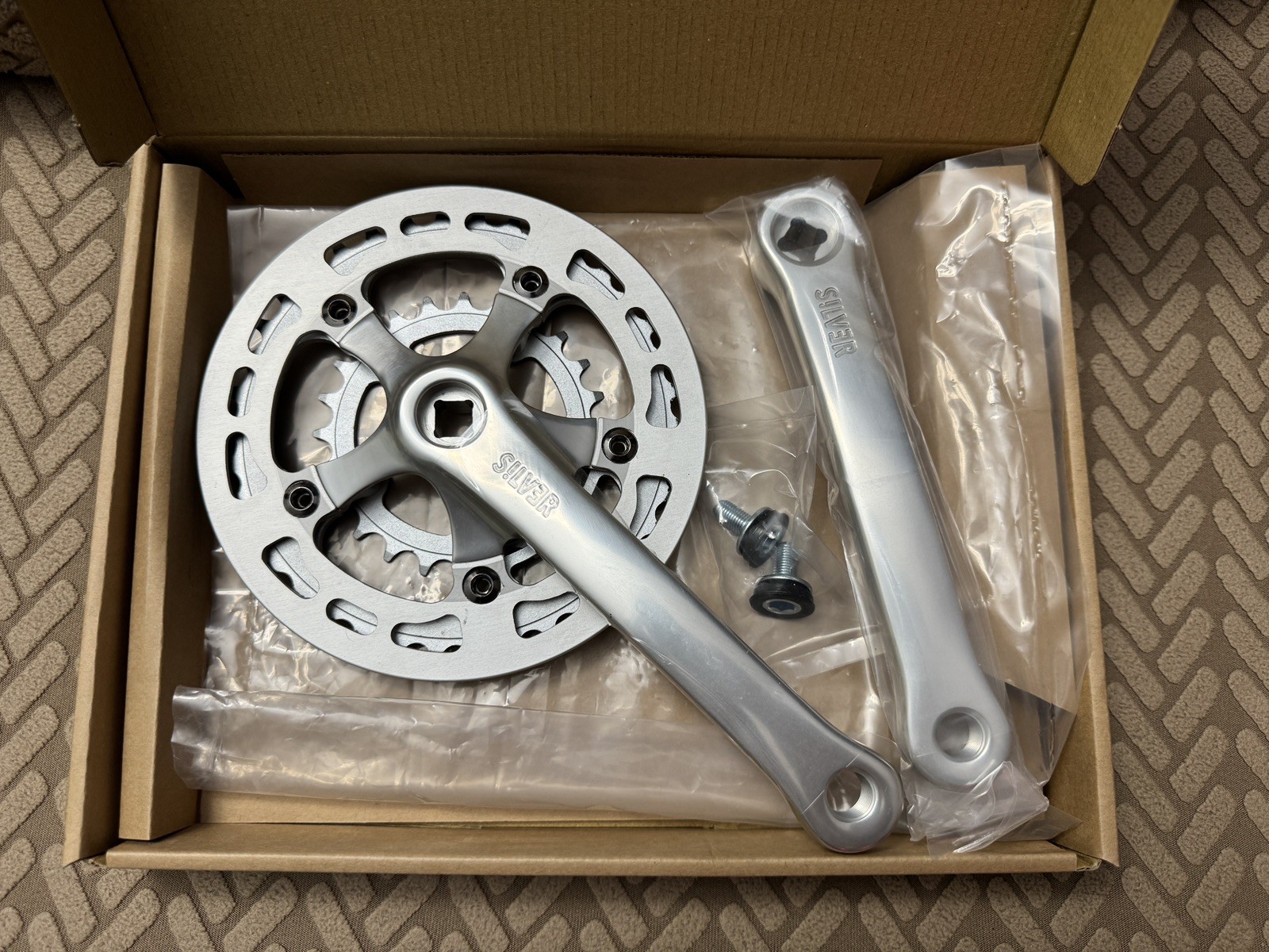 Rivendell Silver 3 Crankset – Double 38/24 chainring with guard – 167mm