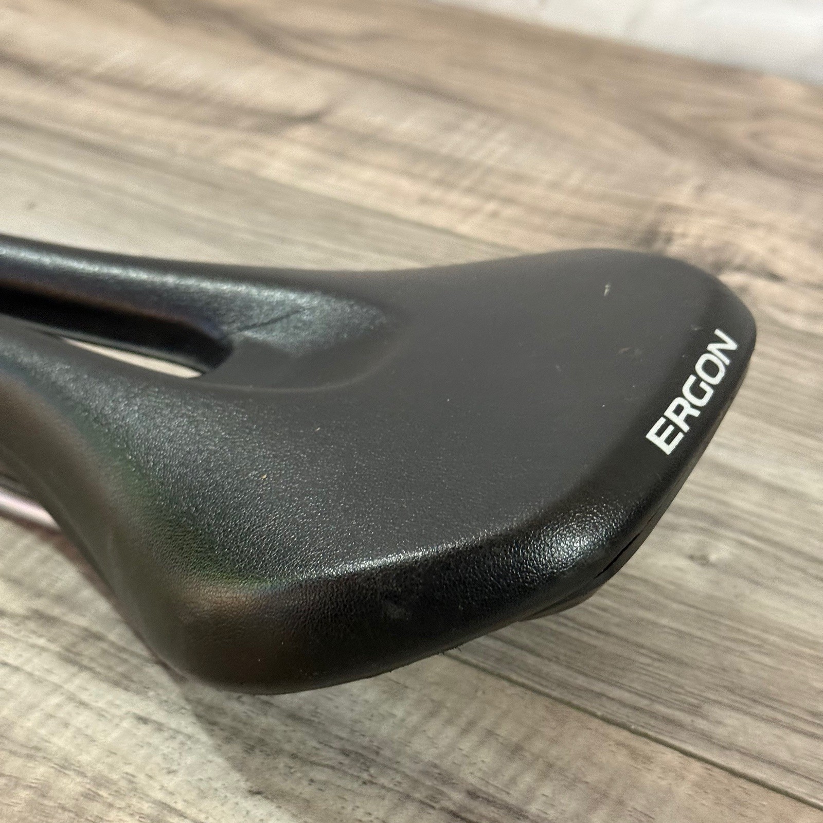Ergon SM Small Medium Saddle Black Chromoly Rails 260 x 140