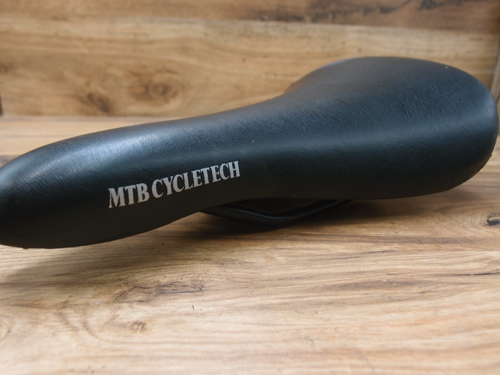 1990 MTB saddle Cycletech by Velo VML-244 made in Italy seat