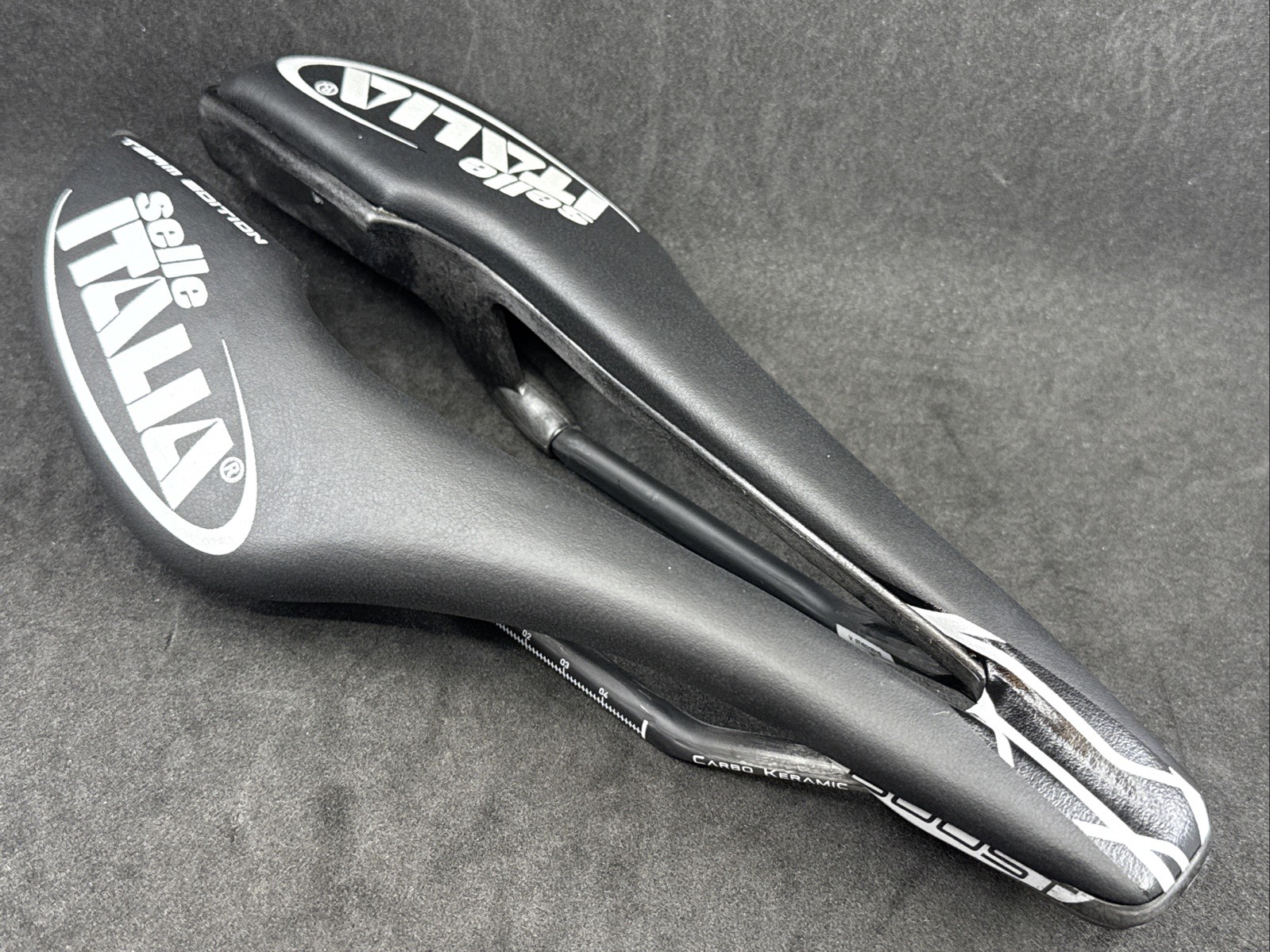 Selle Italia SP-01 Boost Kit Carbonio SuperFlow Team Edition S1 250mm x 130mm