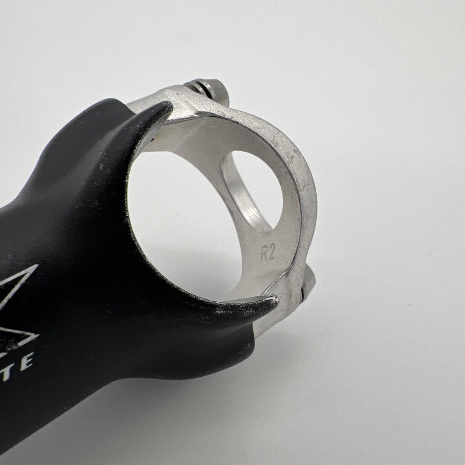 Bontrager 1 1/8 AHD Race lite XXX Stem 105mm x 17deg Rise