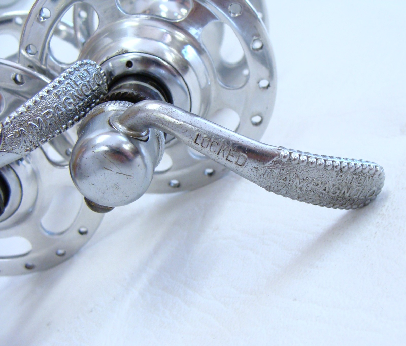 ~ 70’s Campagnolo Record High Flange Hub Set w/ Rare Curved Skewers 36H 126mm ~