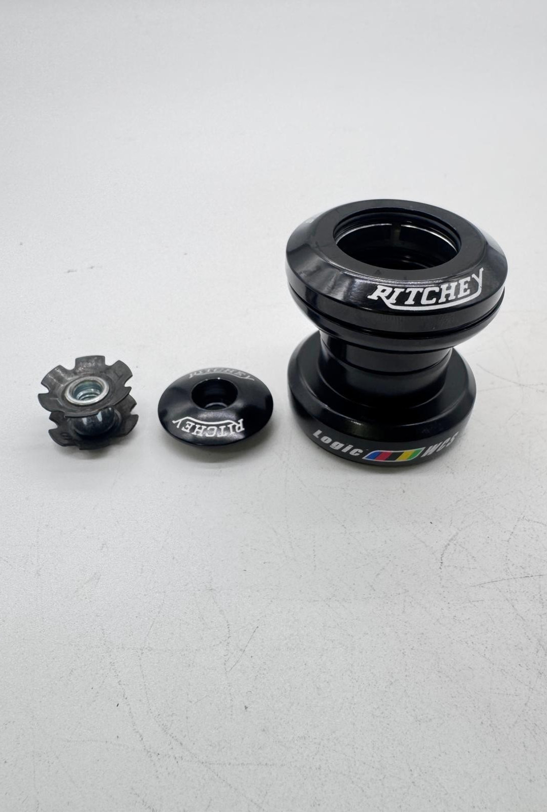WCS Logic Threadless Headset – Ritchey WCS Logic Headset 1″