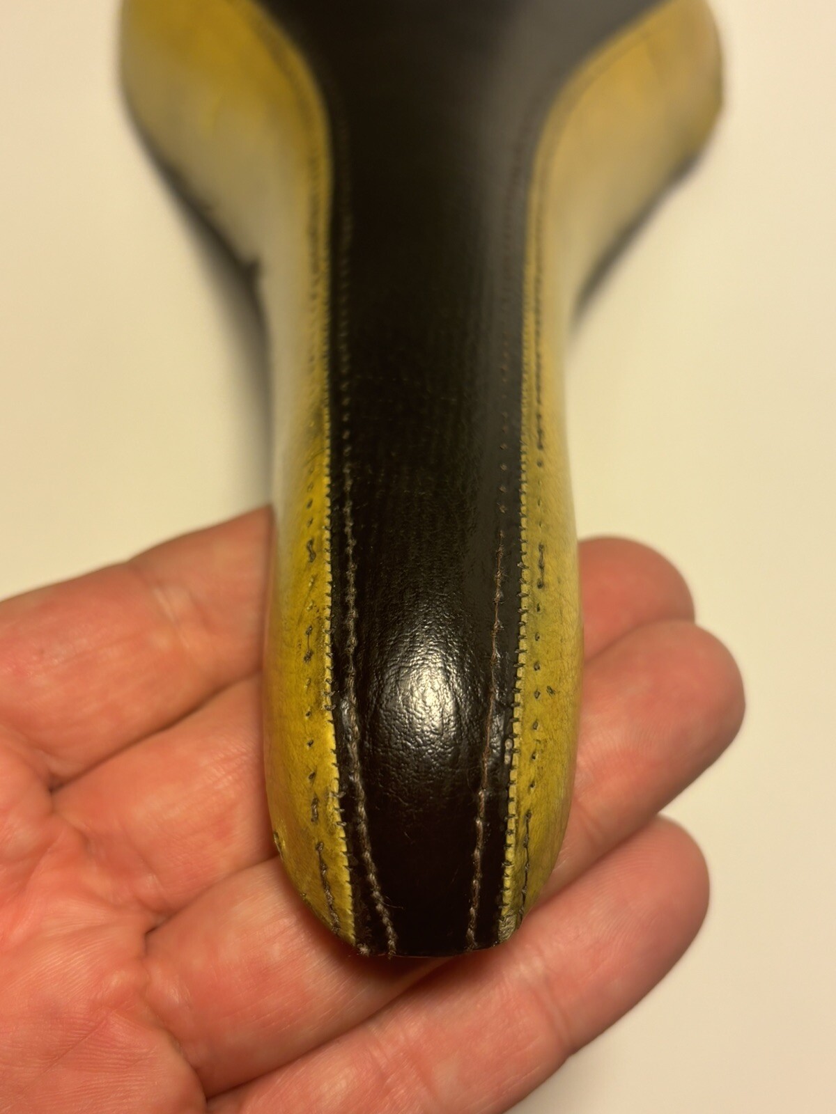 Selle Italia XO Cycling Saddle Seat 2 Tone Leather W/Rail Italy Black And Yellow