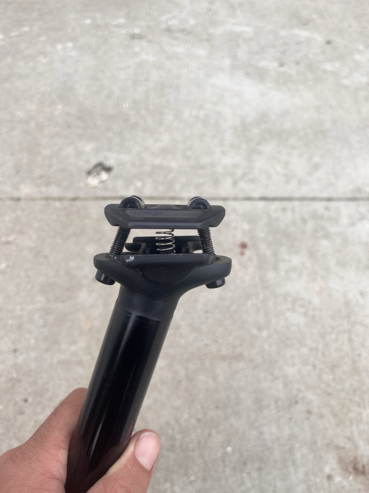 Bontrager Line 34.9mm 200mm Dropper Post. Low Miles 550mm Length