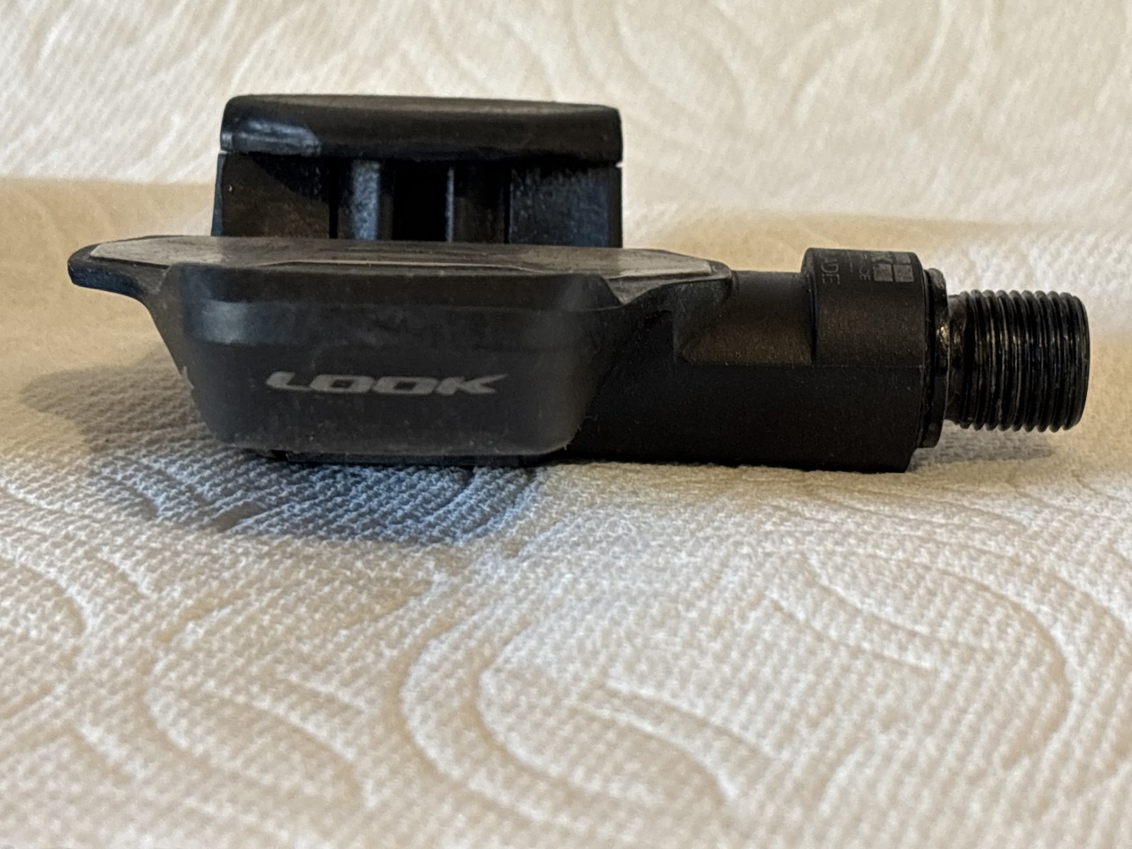 Look Keo Blade Carbon Clipless Pedals – Black – VG-EX