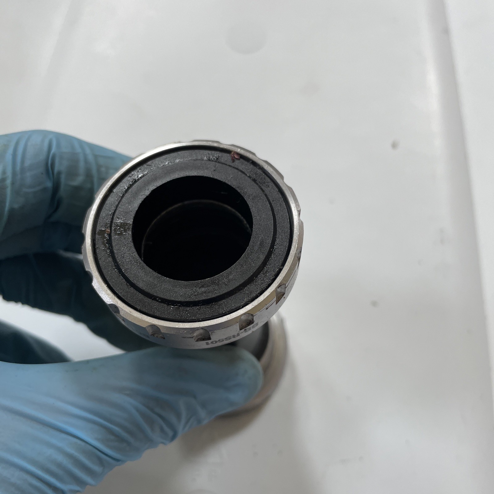Shimano BB-RS501 68mm English Bottom Bracket Hollowtech II – Silver