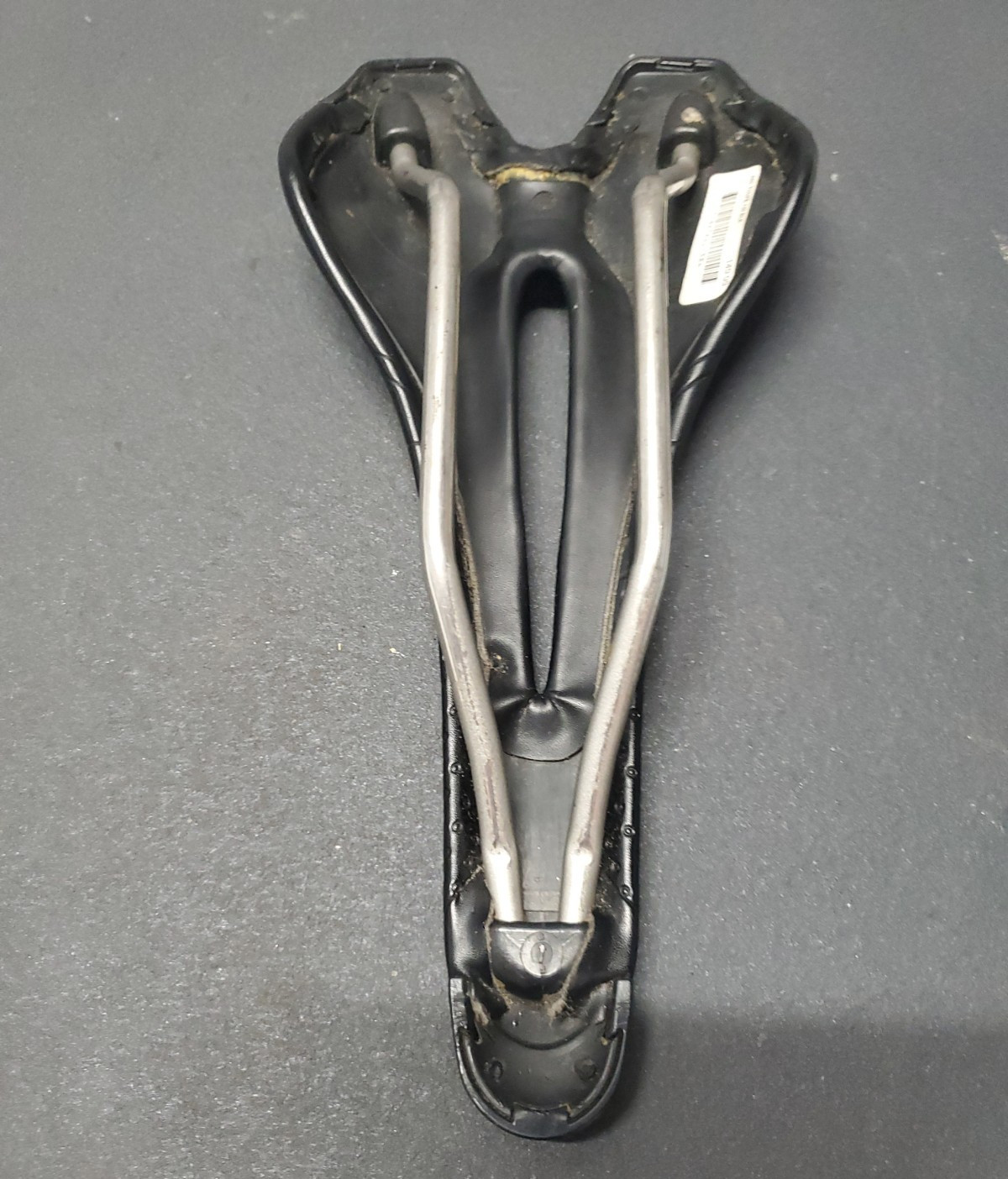 Specialized Toupe T1-130 Road Bike Racing Saddle Black Cutout Design 163g