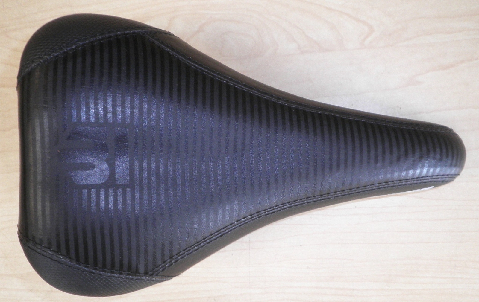 MONGOOSE BLACK/RED/WHITE BICYCLE KIDS’ SADDLE/SEAT BIKE PARTS 646-3