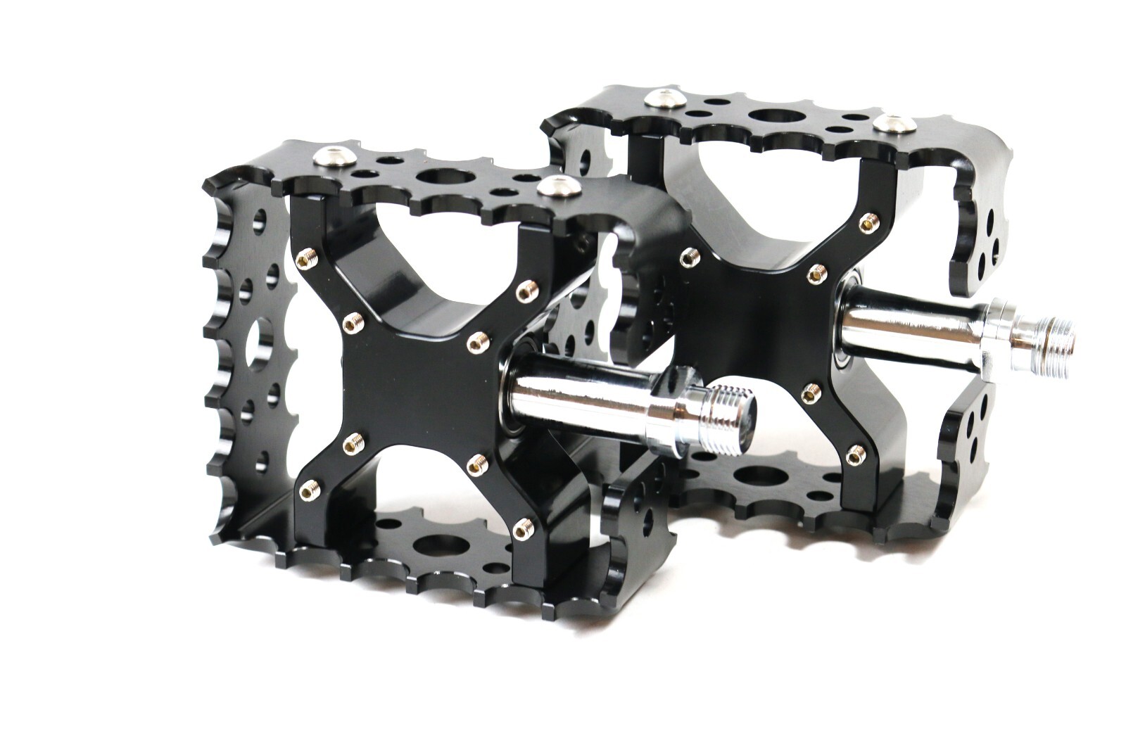 Smooth BMX Pedals 9/16 BMX 6061 billet aluminum body stainless hardware