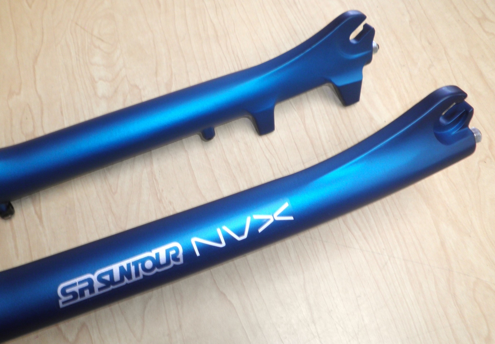SR SUNTOUR NVX 700c TEAL BICYCLE SUSPENSION FORK BIKE PARTS 293-4