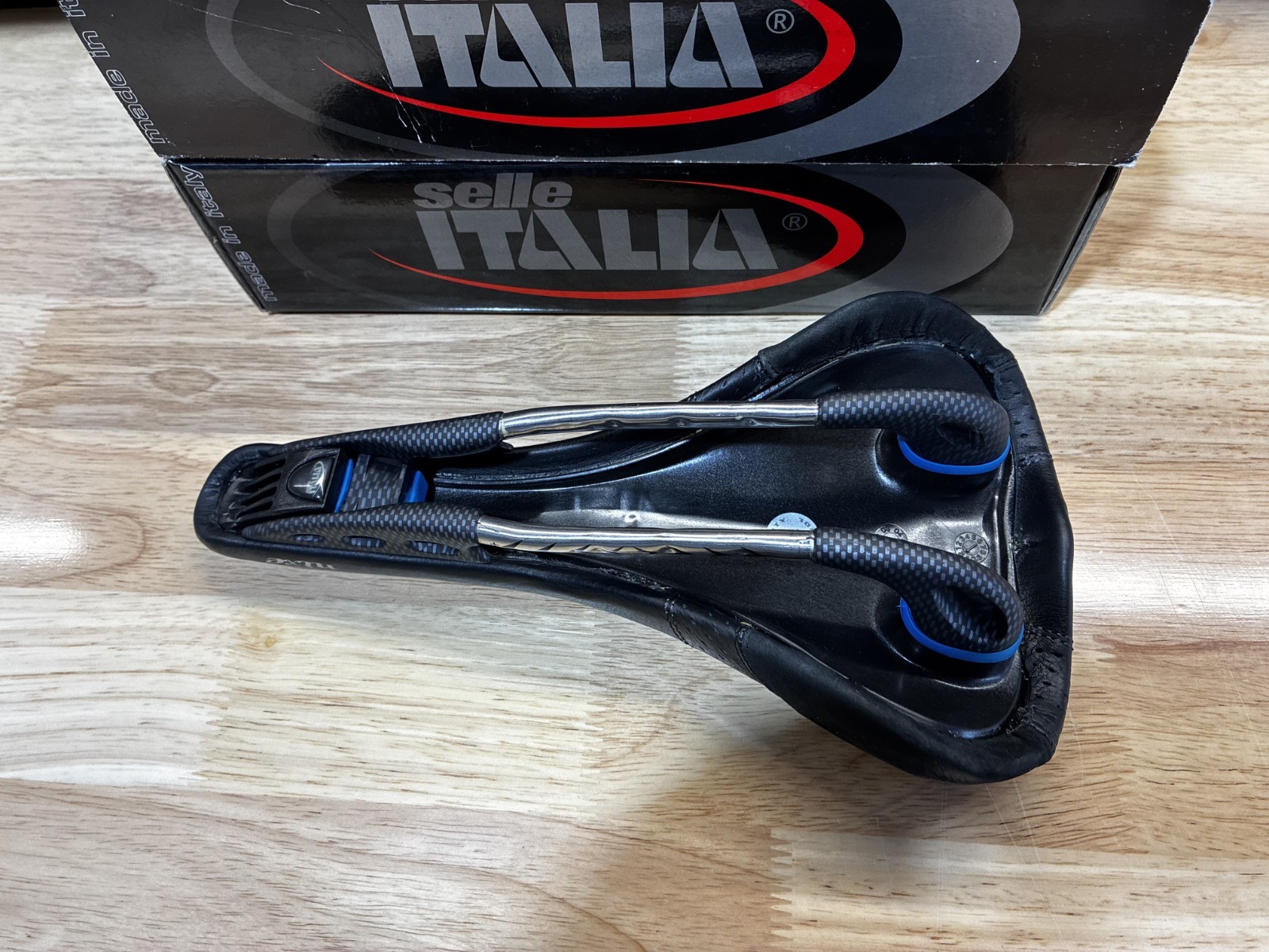 Selle Italia Mermaid GG03 Carbon Saddle Saddle 90s NOS