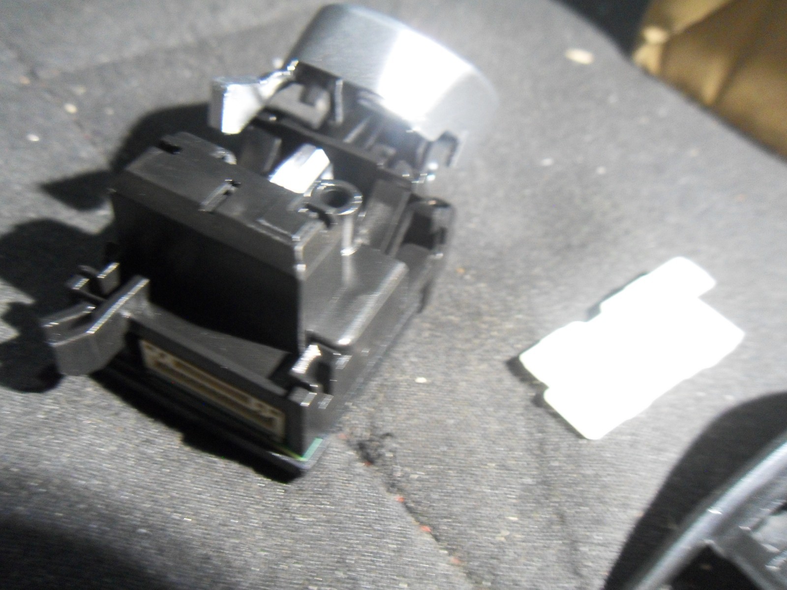 LR117072 Gear Shift Knob Shifter Repair Module Kit, Compatible with Range