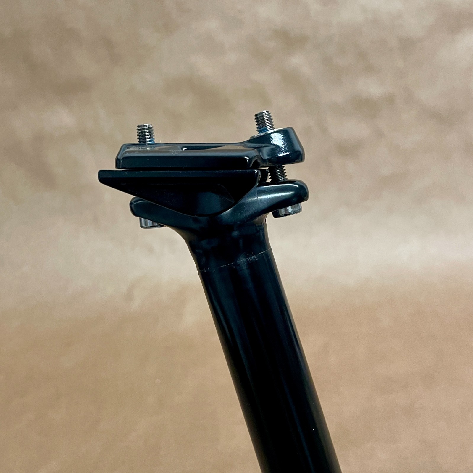 RaceFace Aeffect R Dropper Seatpost – 31.6 x 465mm, 170mm Drop, No Trigger