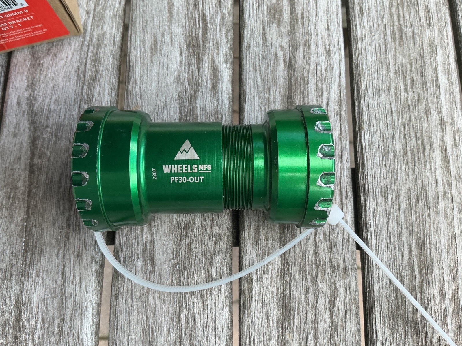 Wheels Manufacturing PressFit 30 Outboard BB 29mm Bearing ID for SRAM DUB Green