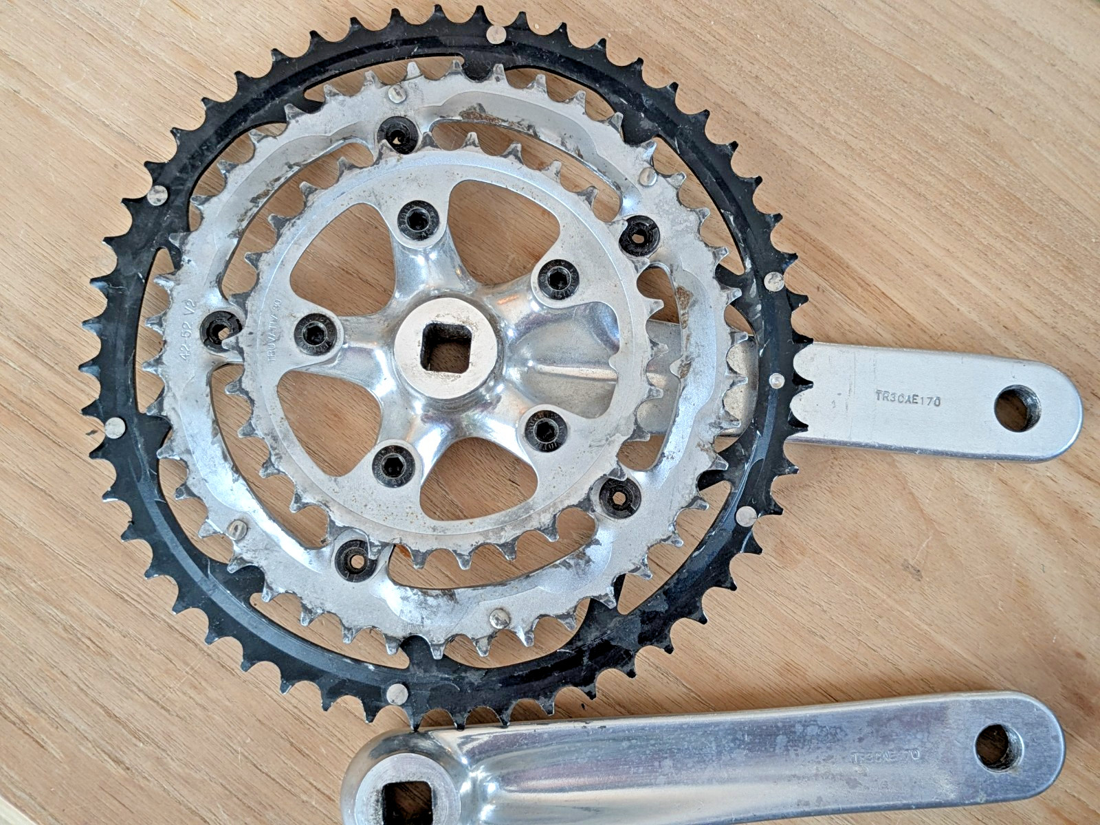 Truvativ Touro 170mm Triple Crankset Square Taper 52/42/30T
