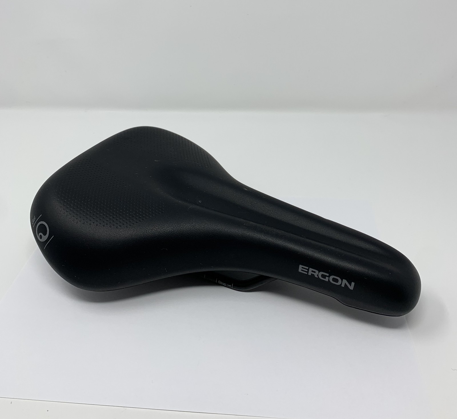 ERGON ST Gel Women’s Small / Medium Saddle – New