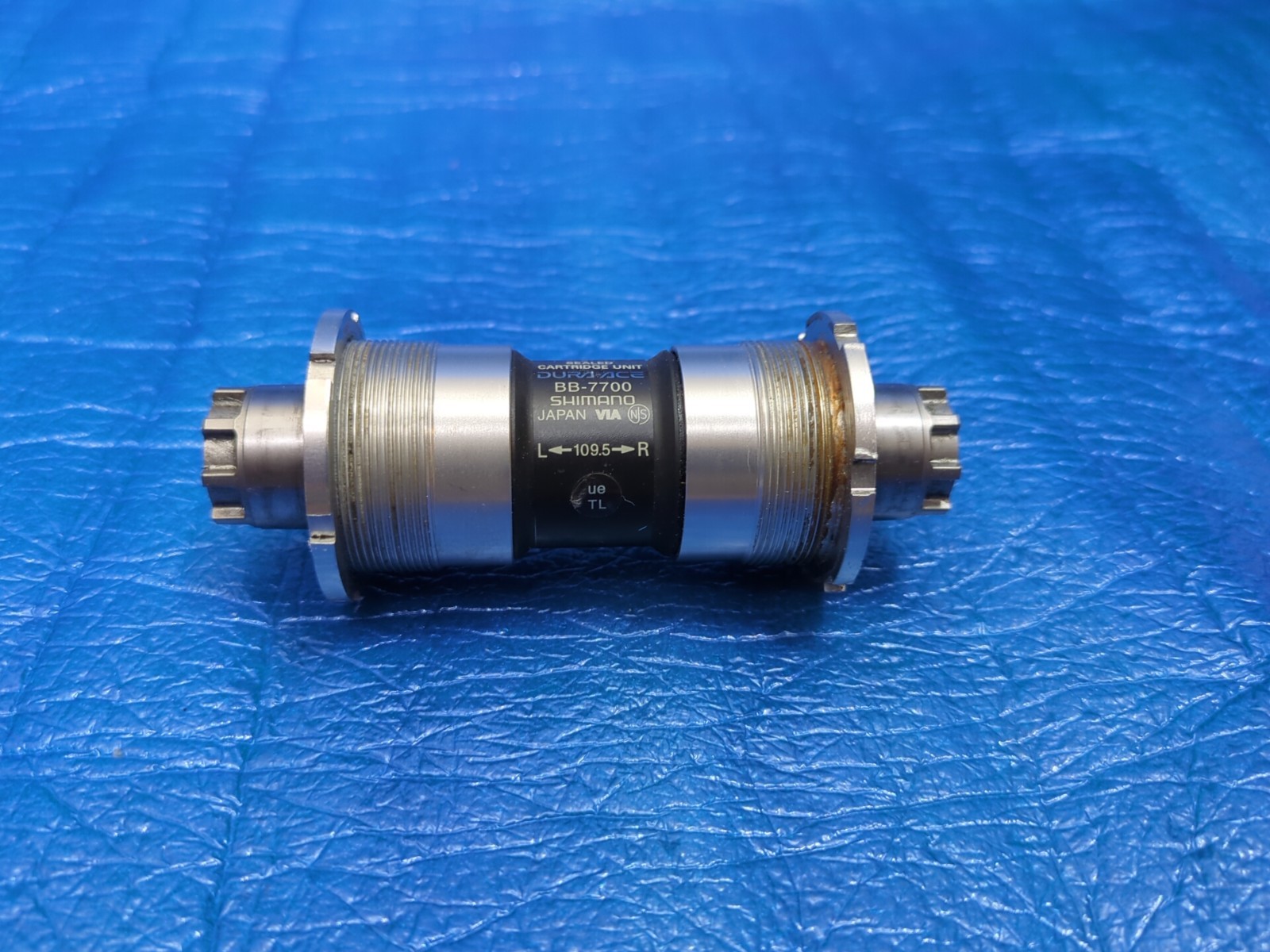 Shimano Dura Ace BB-7700 NJS Bottom Bracket 68mm BSA 109.5mm Free Postage Japan