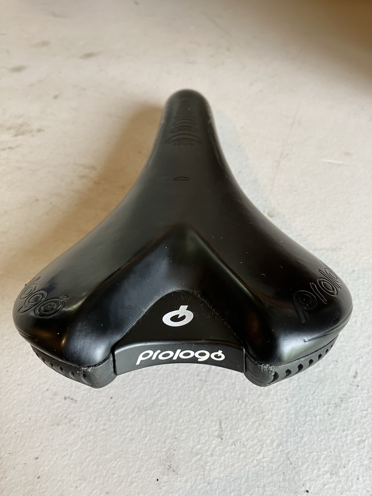 Prologo Scratch Pro Ti Solid Rails Composite Bicycle Saddle Super Light 265 grms