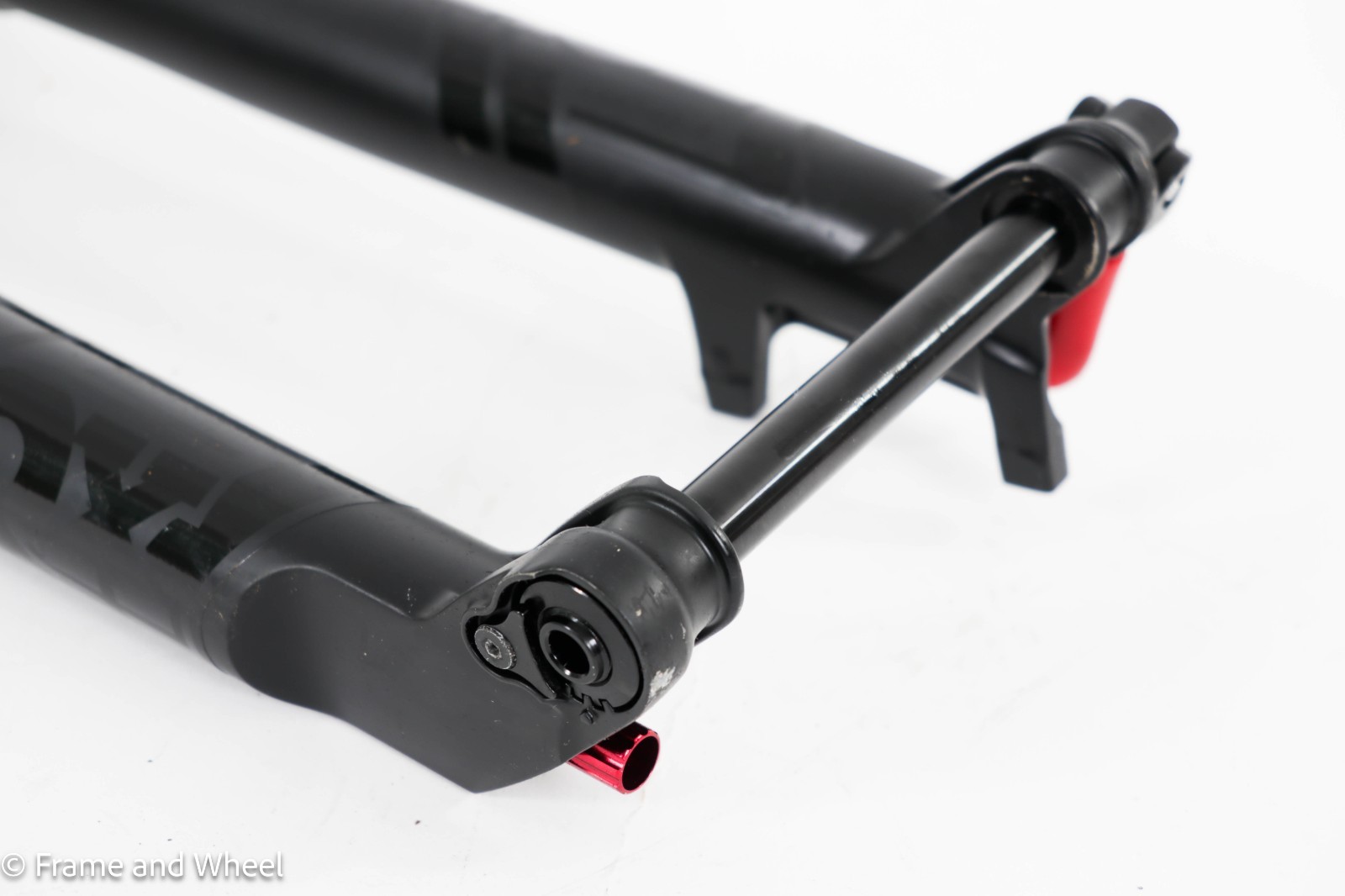 Fox 34 Performance 29/27.5+ fork Boost thru axle 130mm travel 40mm Fit4 Grip
