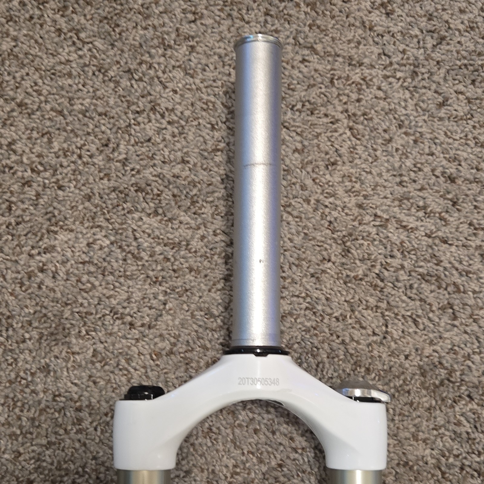 RockShox Sektor RL 26in 150mm Solo Air Lockout Rebound 1 1/8 White