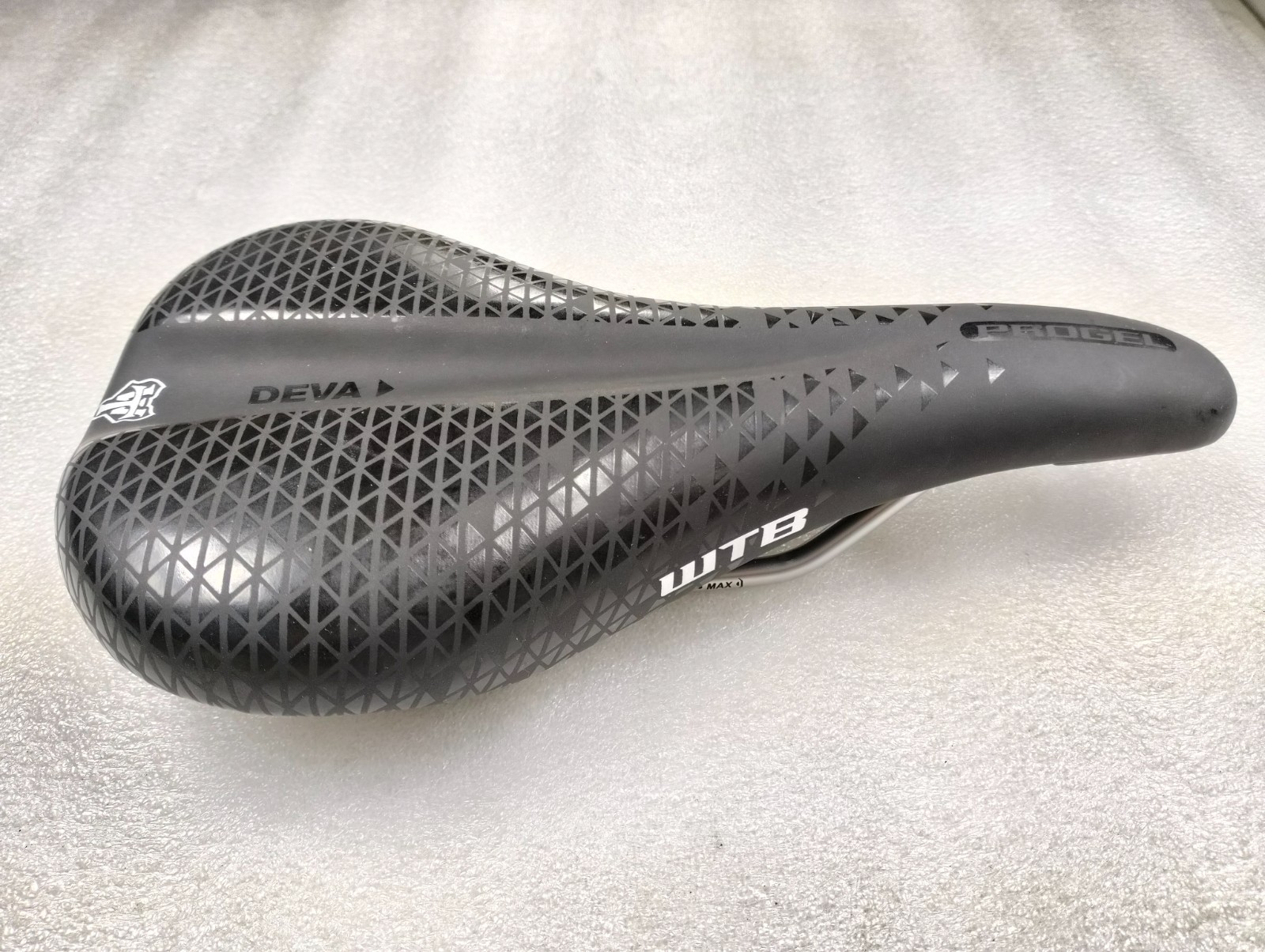 WTB DEVA PRO GEL SHORT NOSE SADDLE SEAT ROAD MTB 250MMX142MM