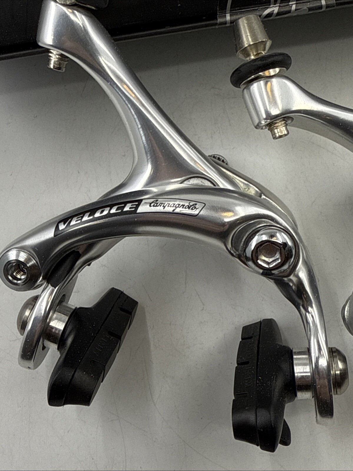 NOS Campagnolo VELOCE 2004 Silver Differential Rim Brake Caliper Set NEW IN BOX