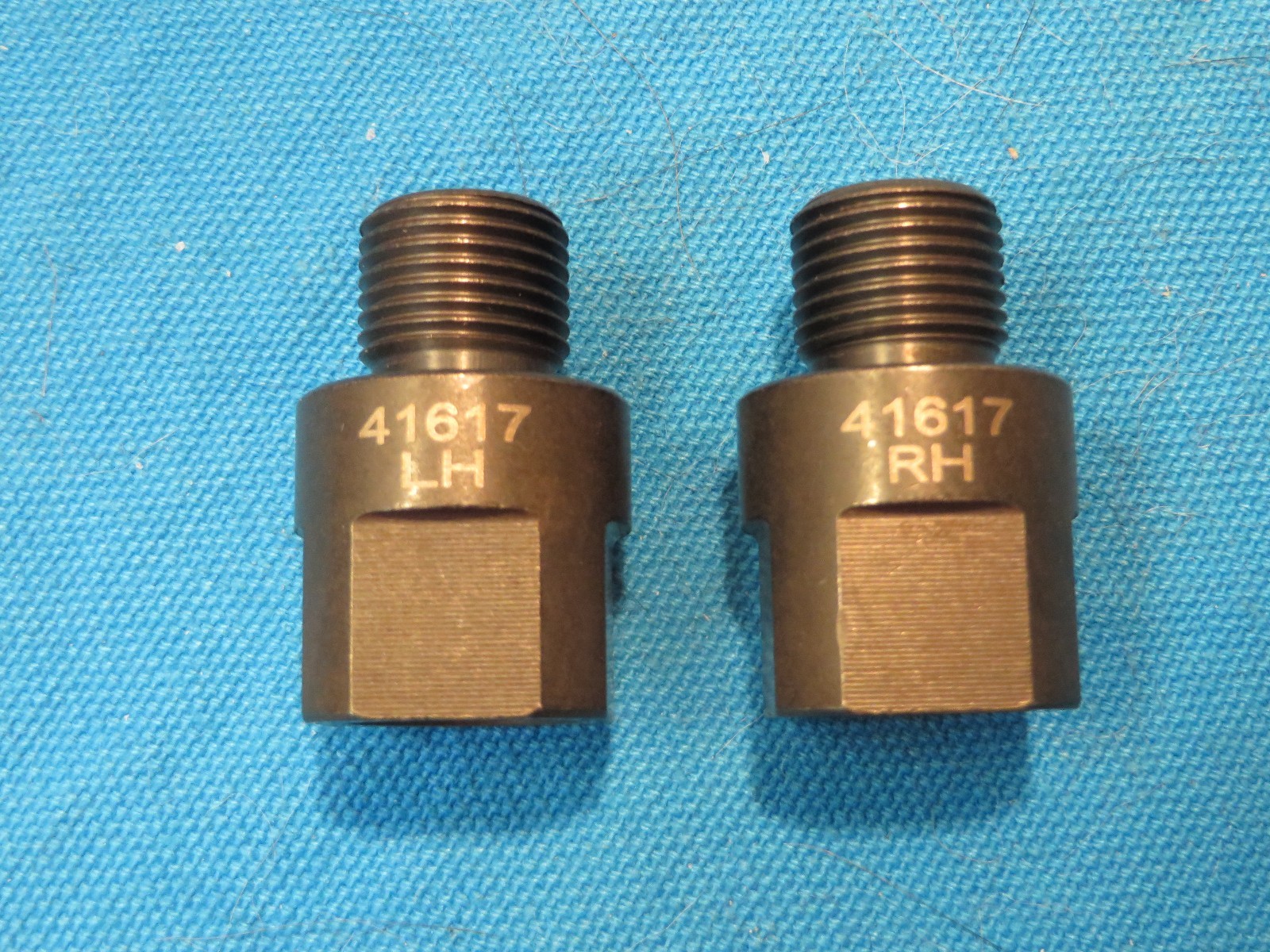 Bicycle Pedal Extender Left and Right 9/16″ to 9/16″ in Black – Set of 2 – New
