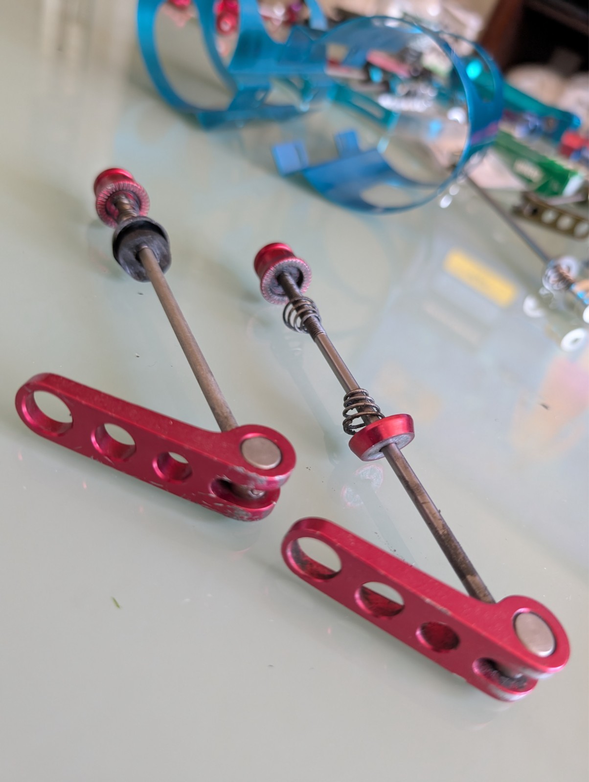 Ringle Holey Red Skewers Pair Ti