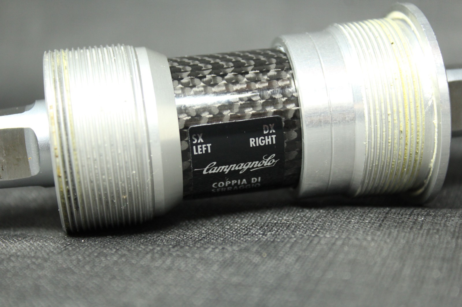 FANTASTIC Campagnolo Record Carbon Square Taper Bottom Bracket English 112mm BB