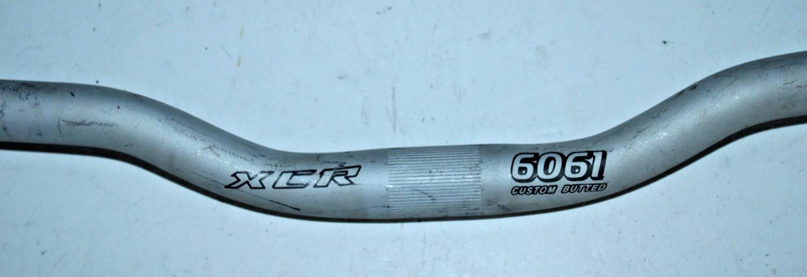 XCR MTB Handlebar 22.2/25.4mm 62cm 1.5″ Riser Bar Silver Comfort Hybrid Commuter