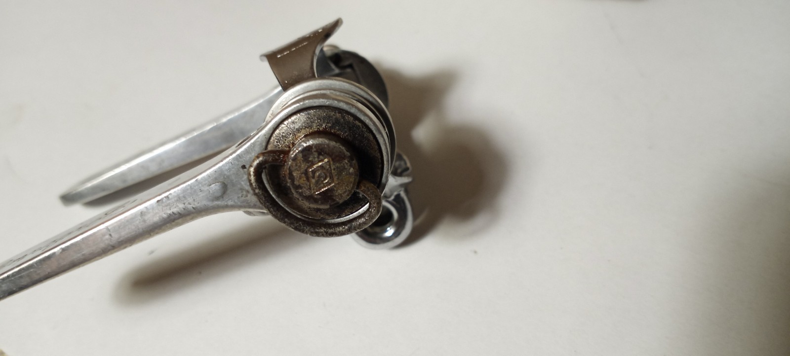 VINTAGE CAMPAGNOLO DOWN TUBE SHIFTERS VICTORY…PARTS…PLS READ