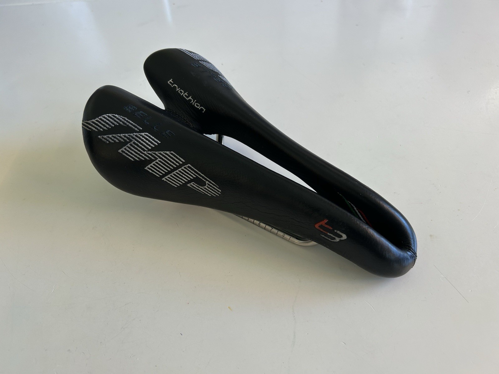 Selle SMP T3 Triathlon Bike Saddle – Black Leather – AISI 304 Stainless Rails