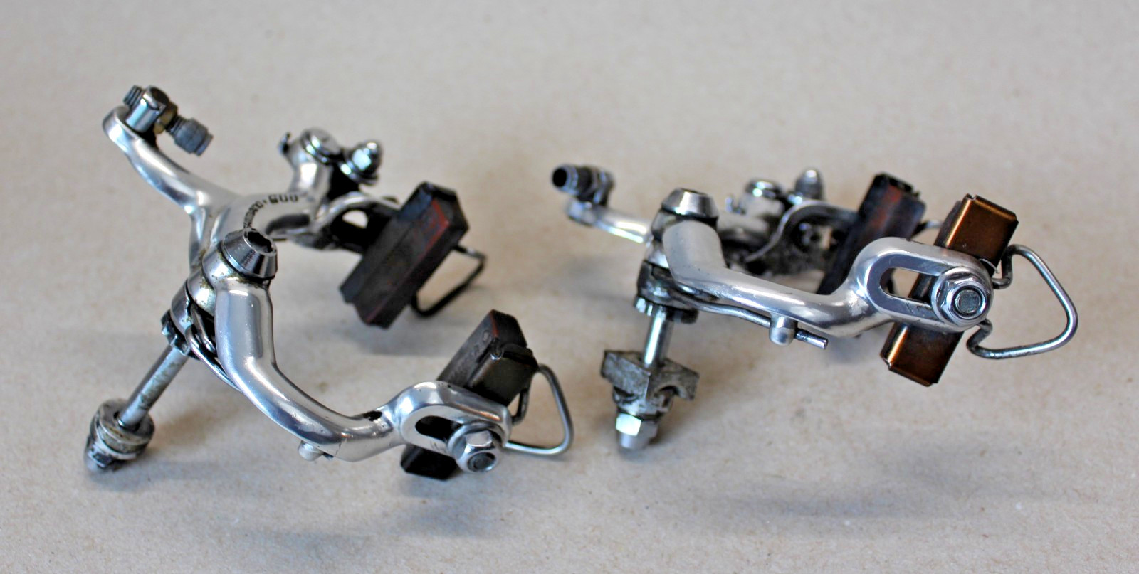 Shimano 600 Arabesque Road Caliper Brakes nutted