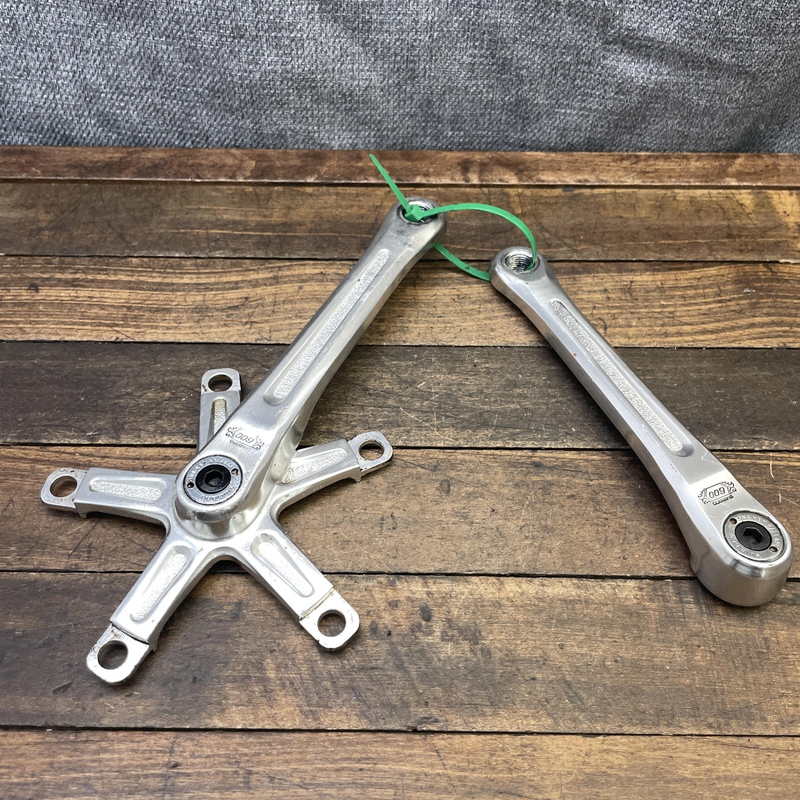 Vintage Shimano 600 Arabesque Crank Set 170mm 130 BCD Old School BMX Cranks