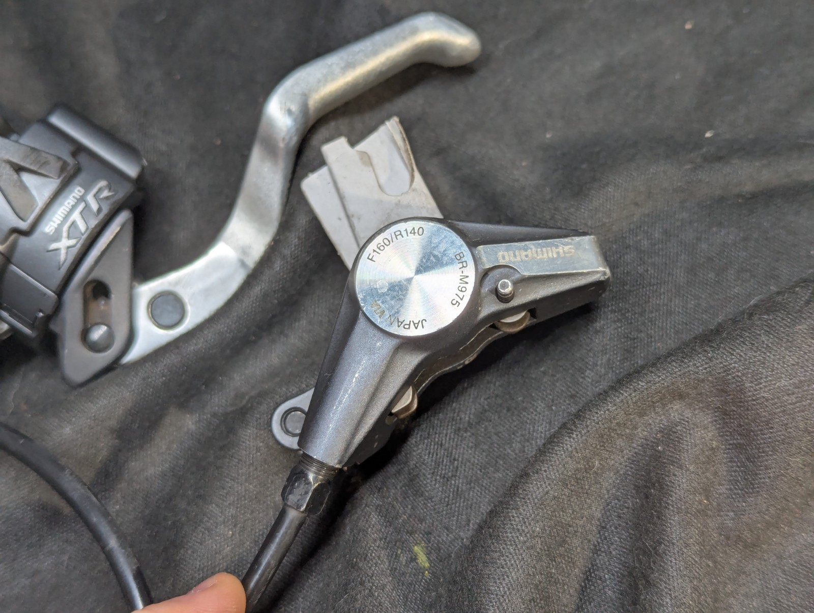 Shimano XTR ST-M975 Mountain Shift & Brake Levers w/ BR-M975 Brakes 3×9 Speed