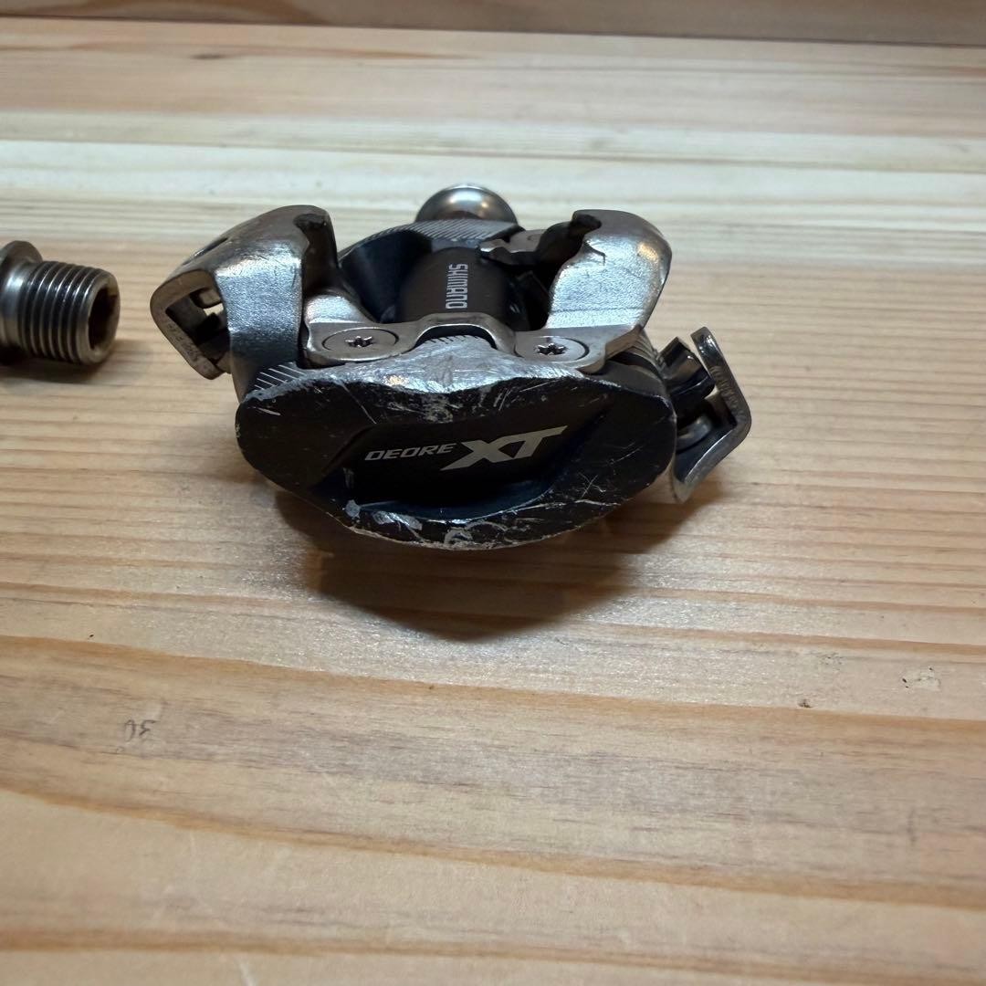 SHIMANO PD-M8100 SPD Pedals Used Smooth Rotation Minor Scratches