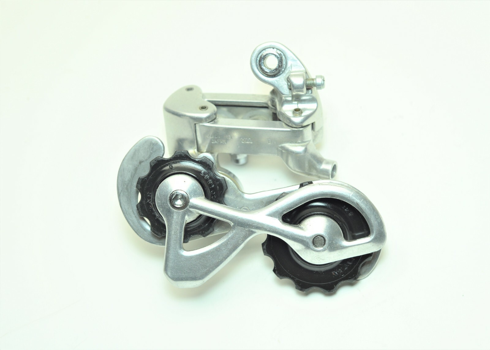 SUNTOUR CYCLONE BICYCLE MEDIUM CAGE REAR DERAILLEUR RD-6000 WITH 12T PULLEY