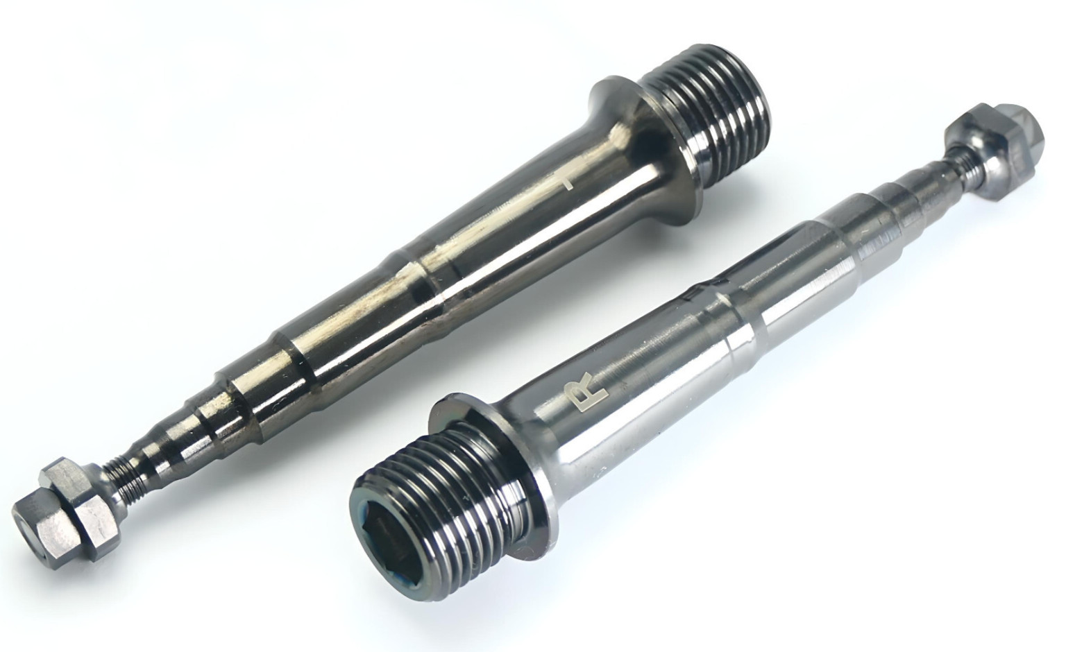 SHIMANO A600 and ES600: 2 Titanium pedal axles with DLC coating! 2 lengths