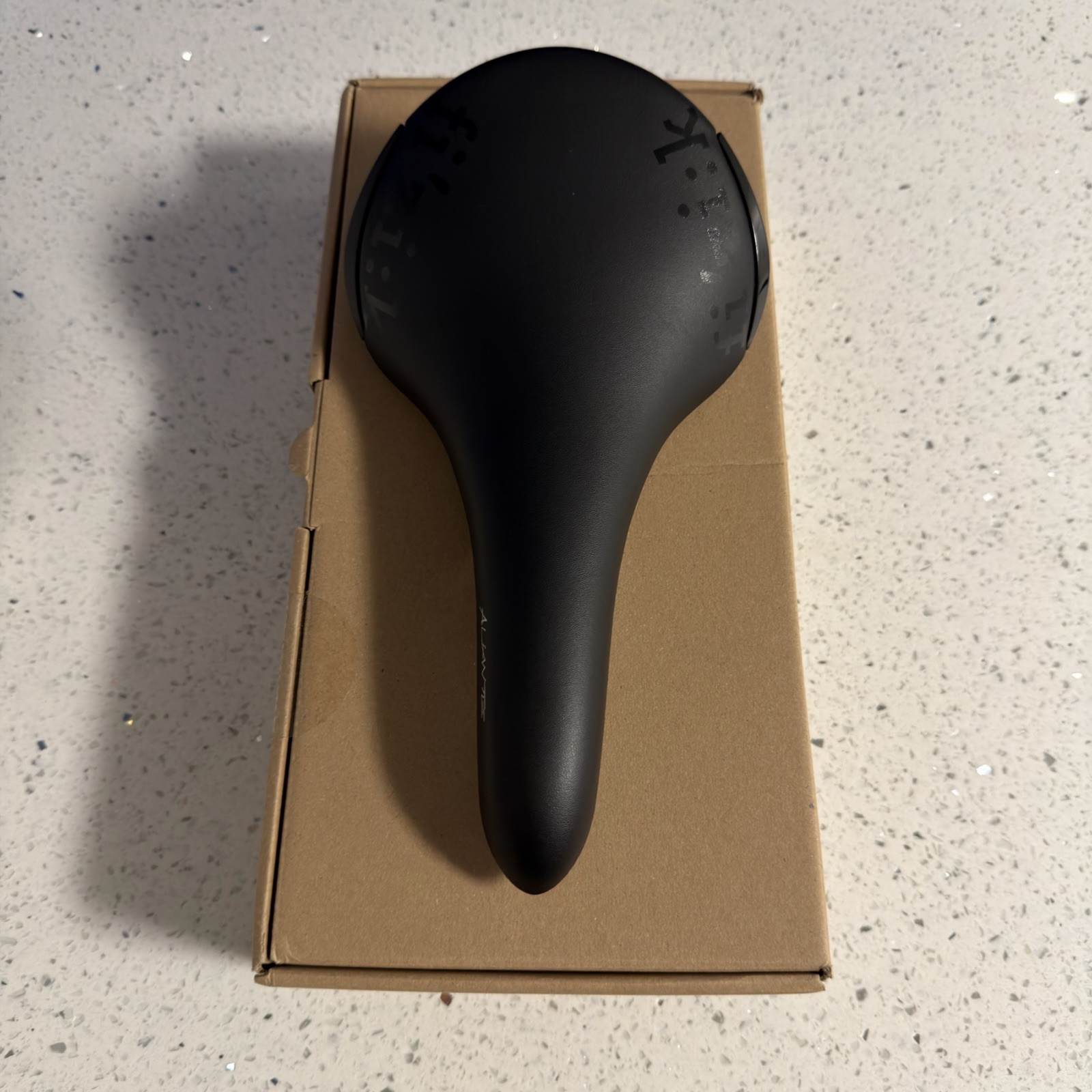 Fizik Aliante R3 K:ium Road Bike Saddle