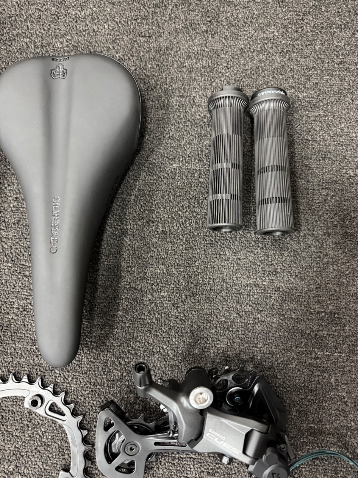 Never used bike parts rockshox,shimano brand new