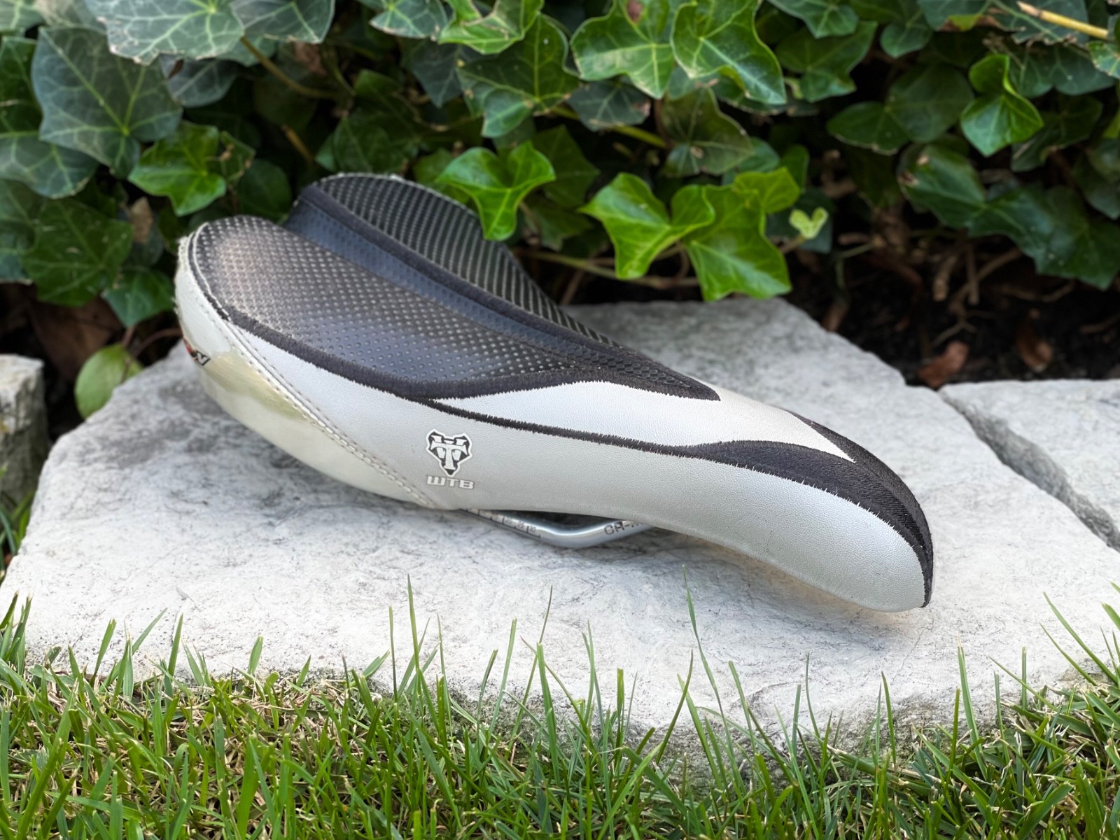 WTB Rocket V Embroidered Saddle Silver Gray Black – Mountain CX Bike