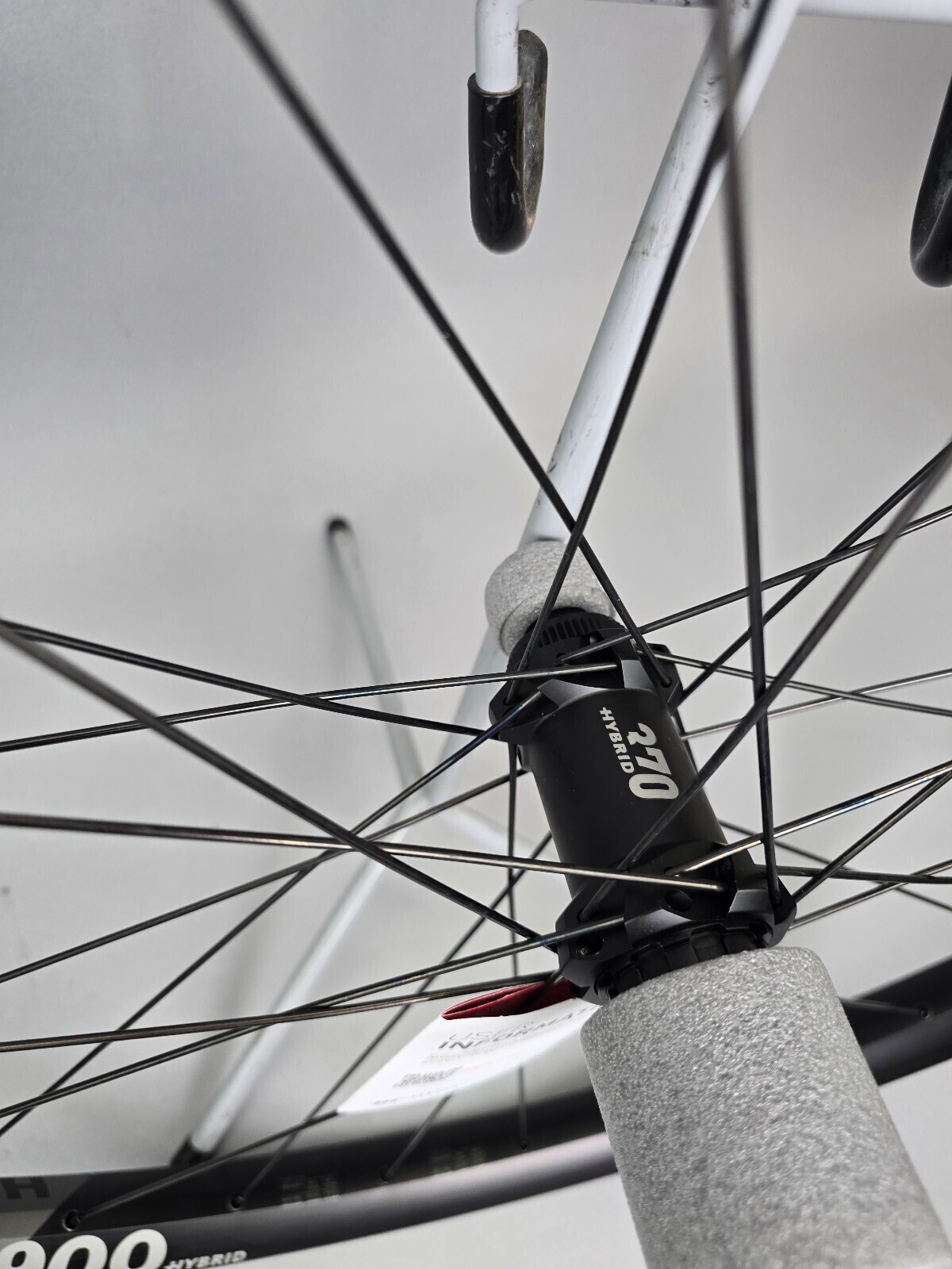 NEW DT Swiss Wheel H 1900 SPLINE 29″ 622x35mm Black Rim