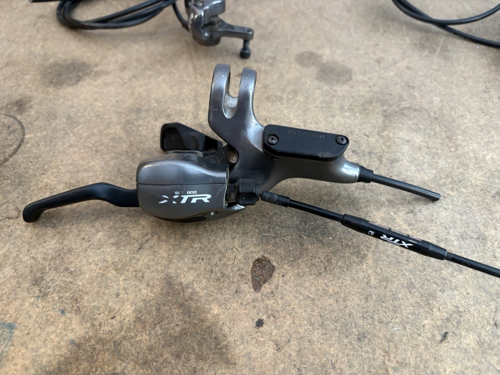 Shimano XTR ST-M965 Dual-Control Set Shift Brake Levers & Calipers Shifters