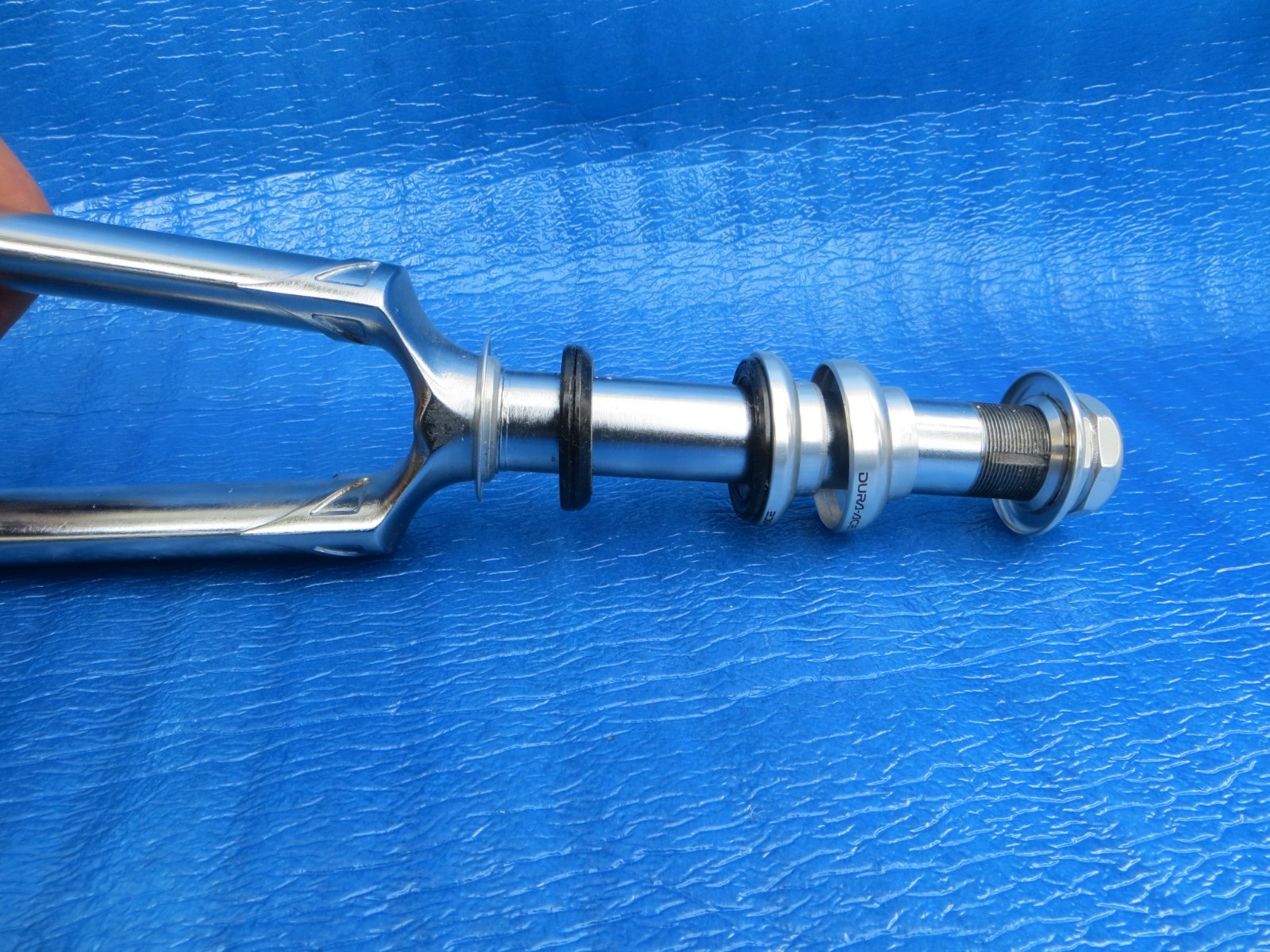 Bomber Pro 1 Inch Chrome Plated Front Fork 158mm + Dura Ace 7710 NJS Headset